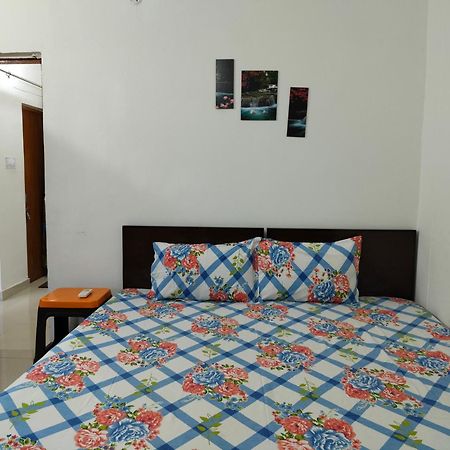 Sharda Homestay Ayodhya Esterno foto